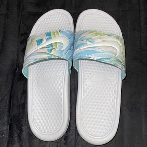 Women's Nike Slides 8